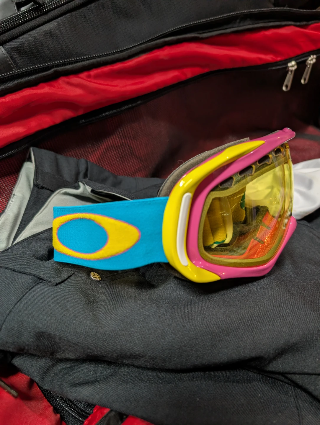 Oakley Snow Goggles - Pink/Yellow - photo 4