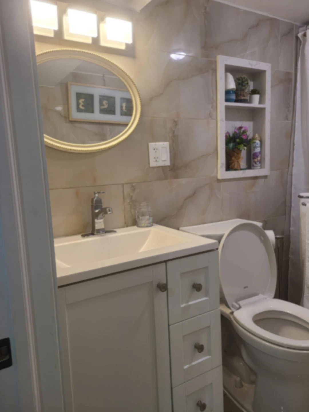 2 bedroom basement apt. For rent - photo 5