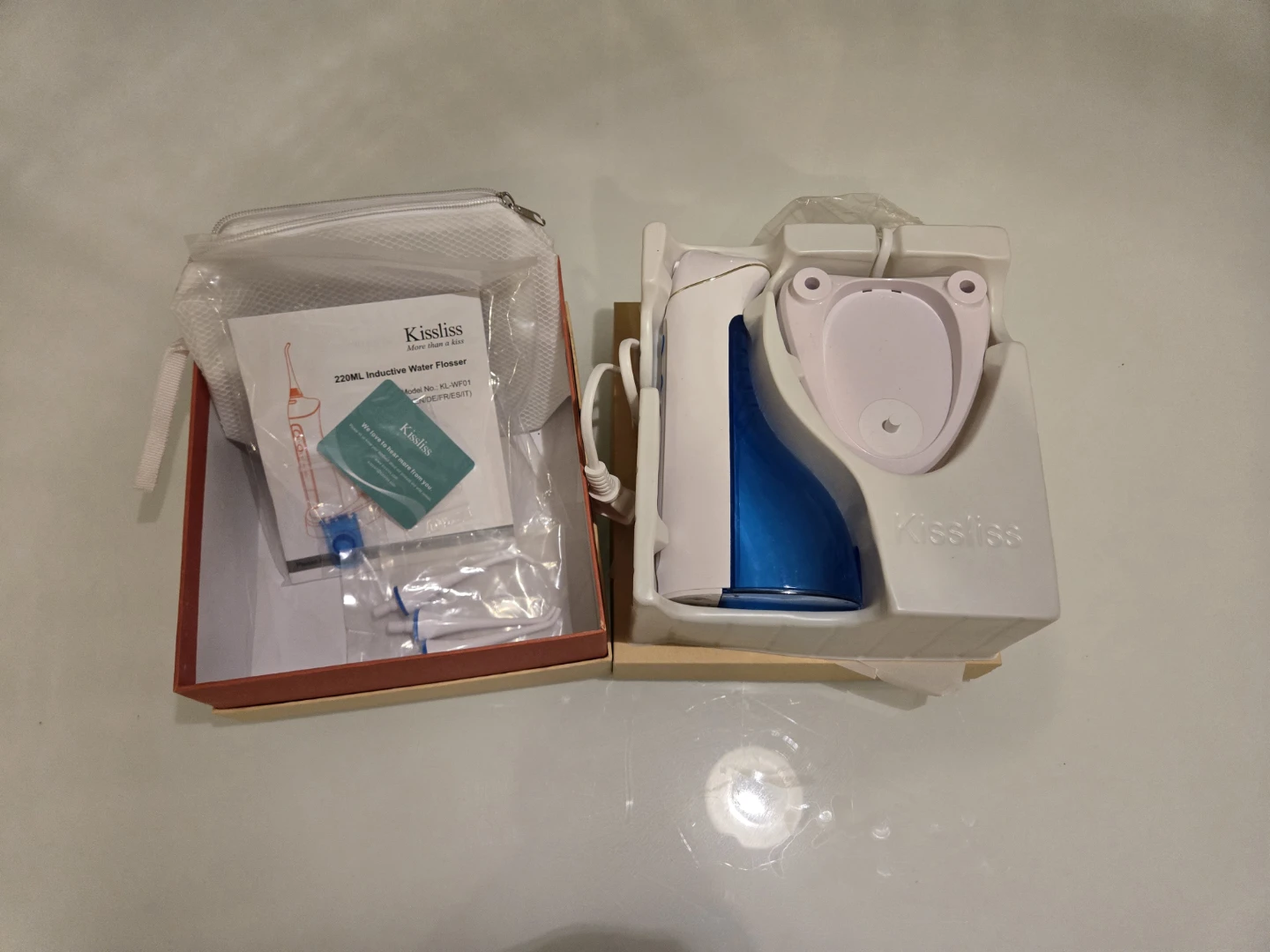 Kissliss Water Flosser - New in Box! - photo 2