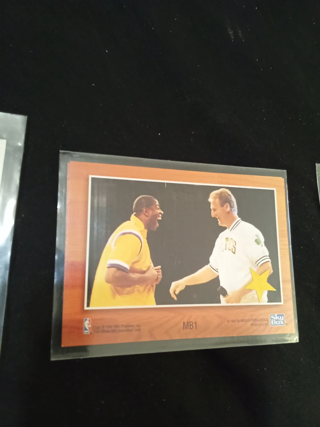 Lot of 3 NBA Basketball Cards: Charles, Larry & Magic - photo 5