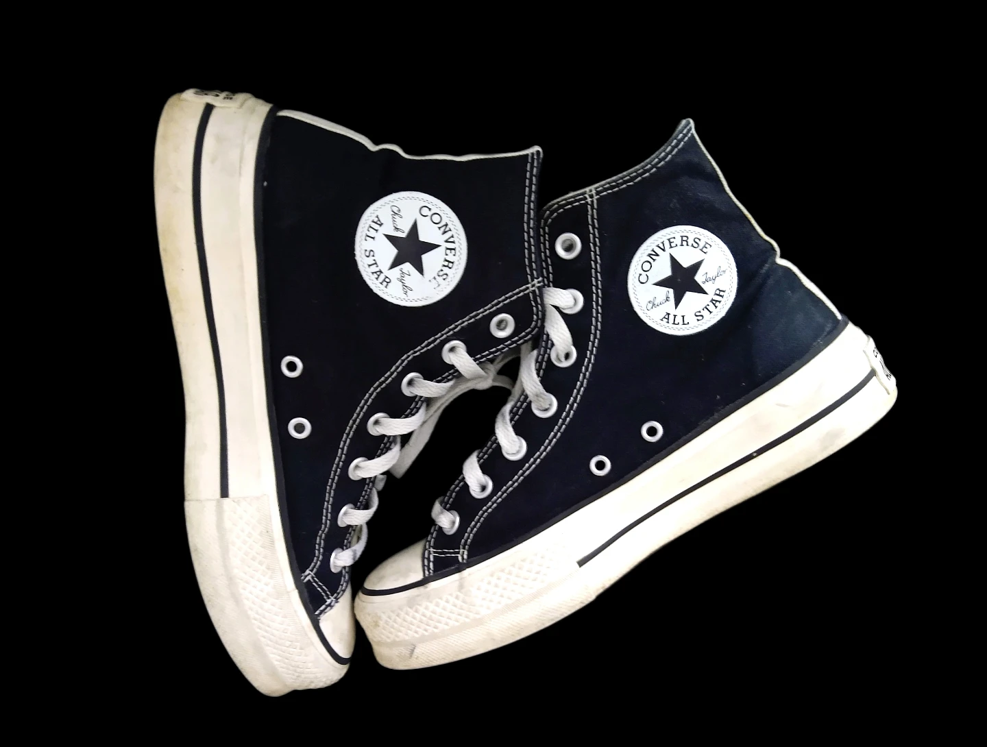 Rare Unisex Converse Half Black Half Zebra Women-8 Men-6 - photo 5