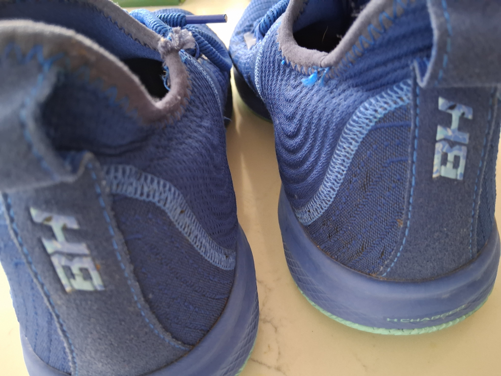 Under Armour Charged Assert 9 Blue Shoes size 12 - photo 2