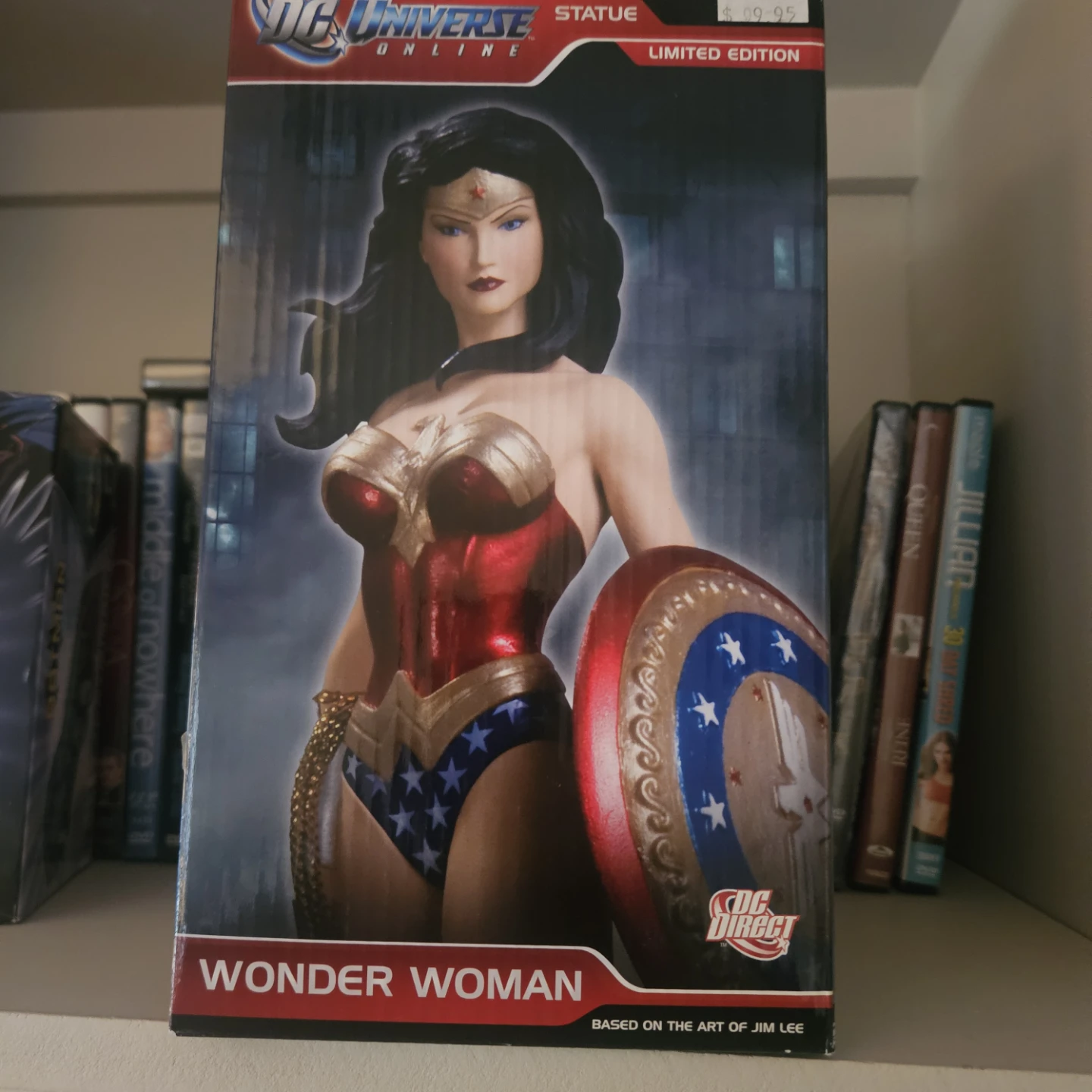 DC Universe Wonder Woman Statue Limited Edition