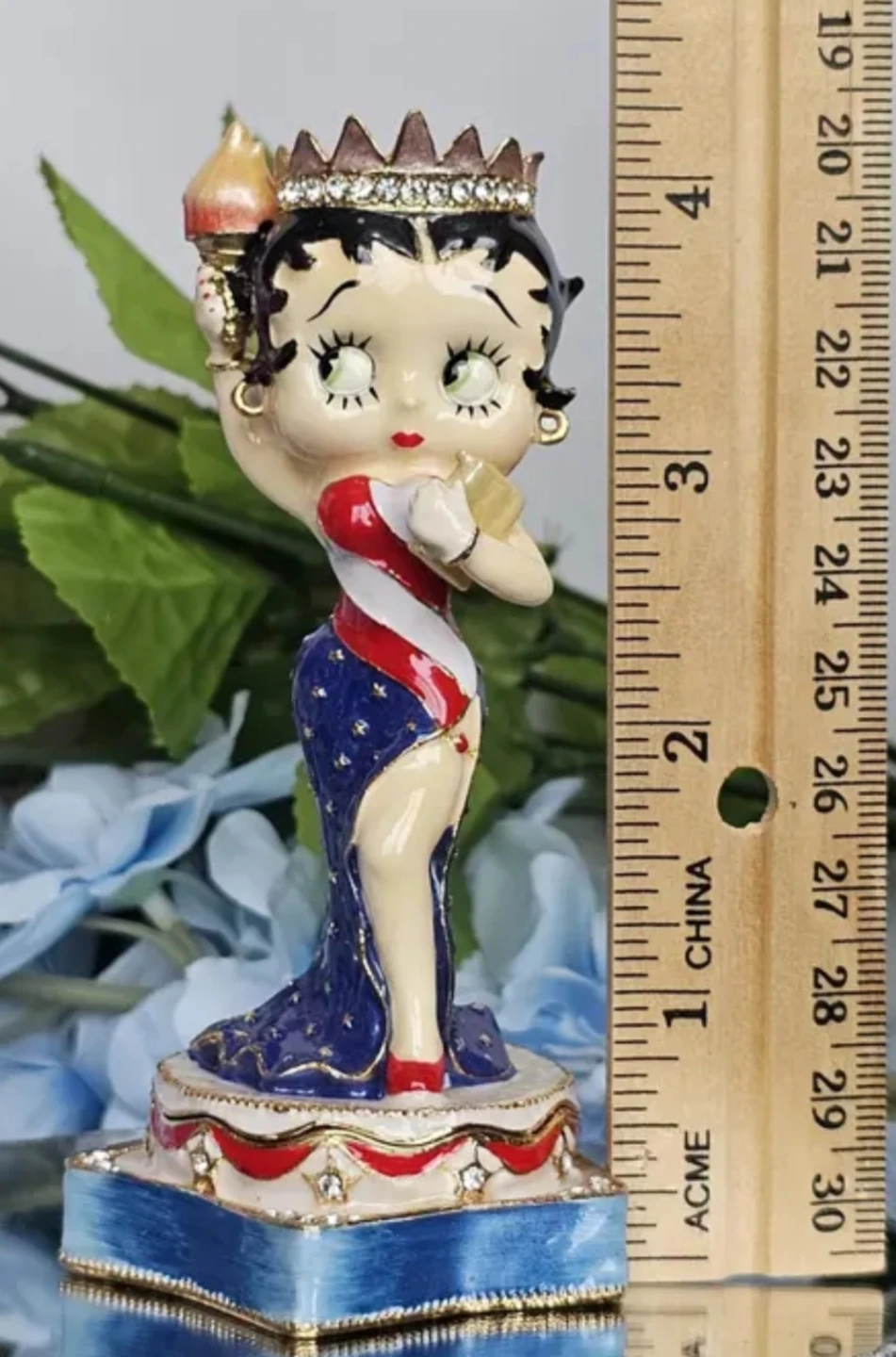 Betty Boop Miss Liberty Figurine Trinket Box - photo 2