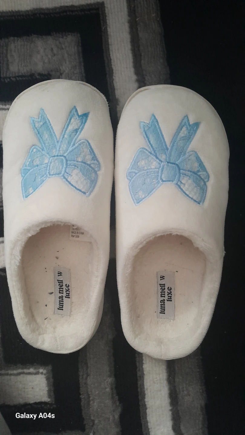 Luna Mell W Luxe White Slippers with Blue Bows