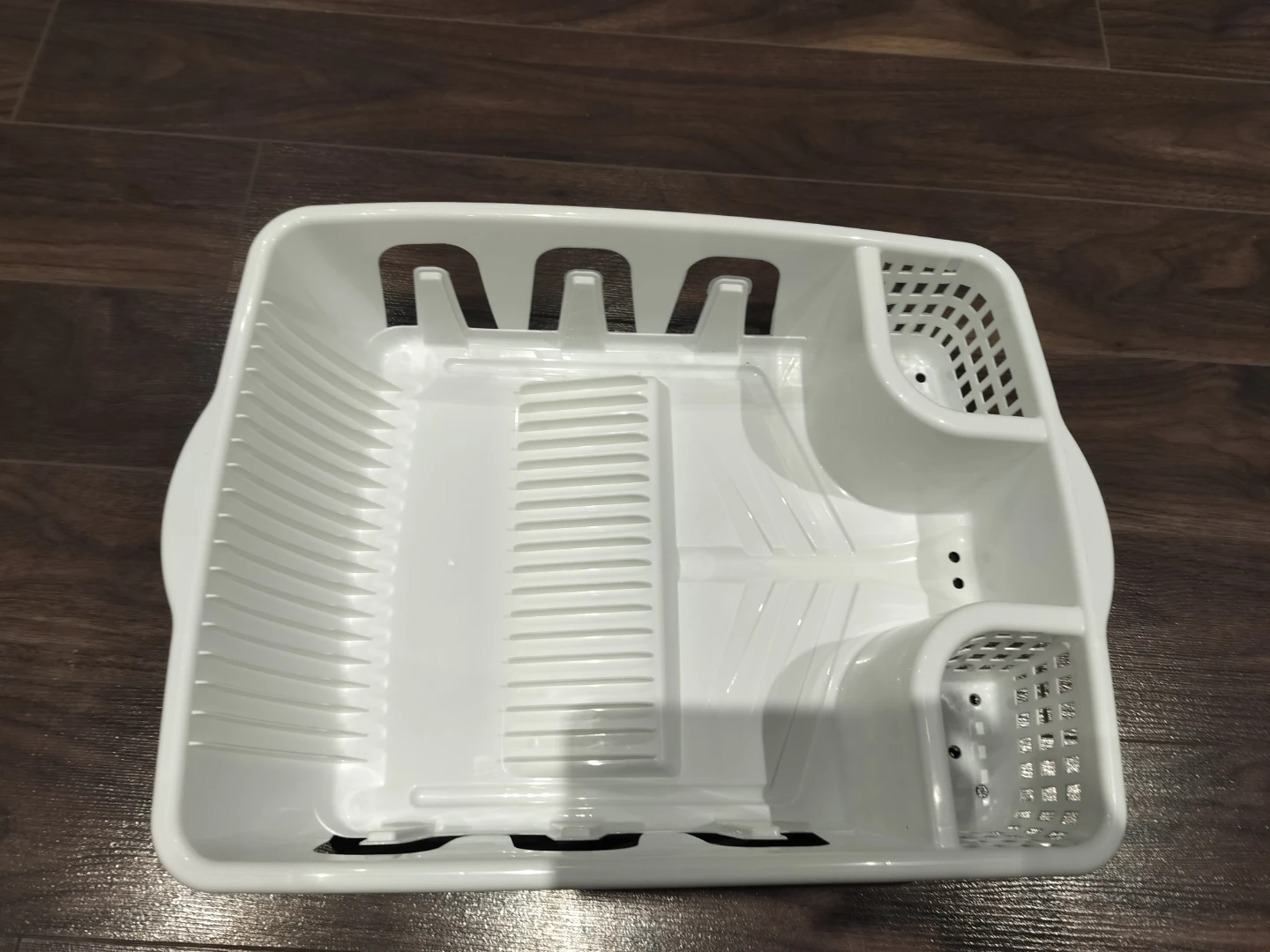 Brand New White Plastic Dish Drying Rack – Never Used!