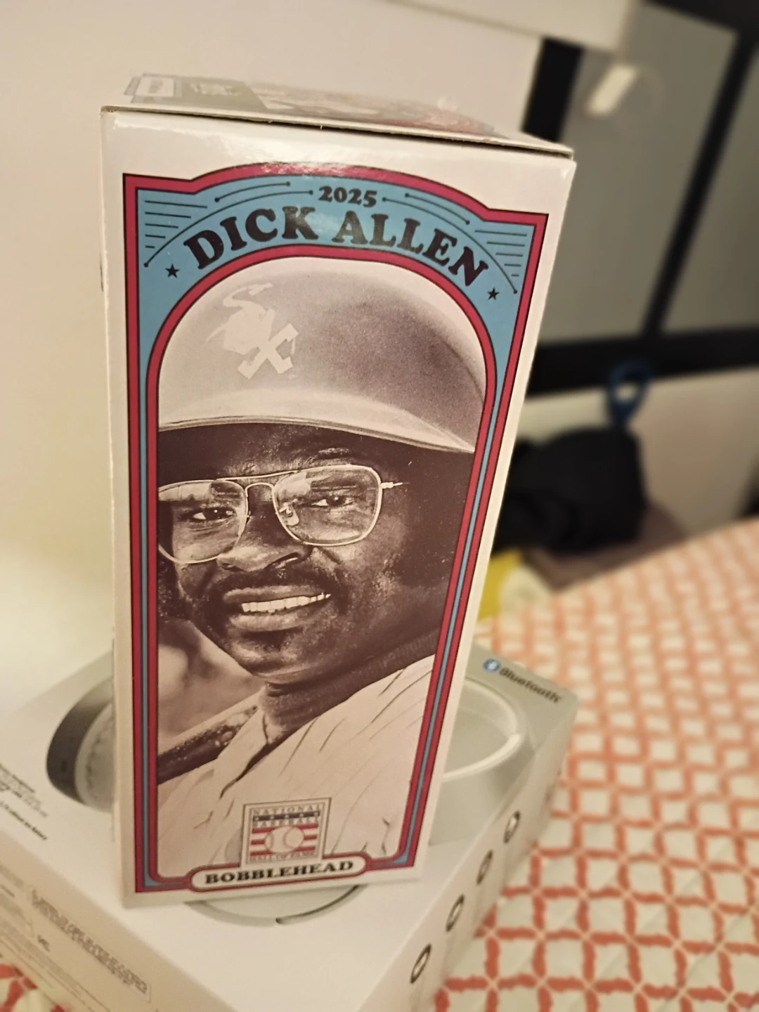 Dick Allen Bobblehead - 1972 AL MVP - photo 5