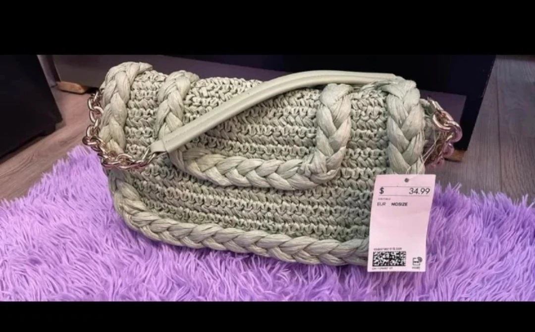 Light Green Braided Straw Shoulder Bag