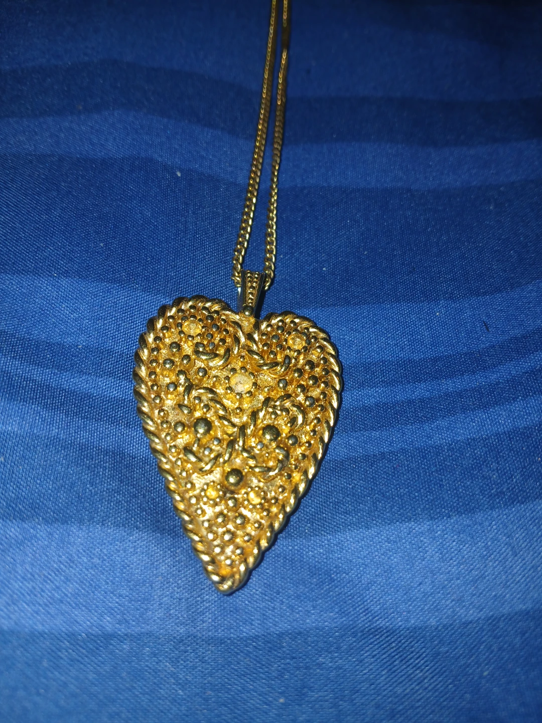 Gold Heart Pendant Necklace