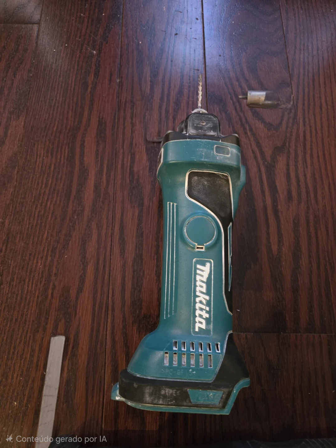 Makita 18V Lithium-Ion Cordless Drill