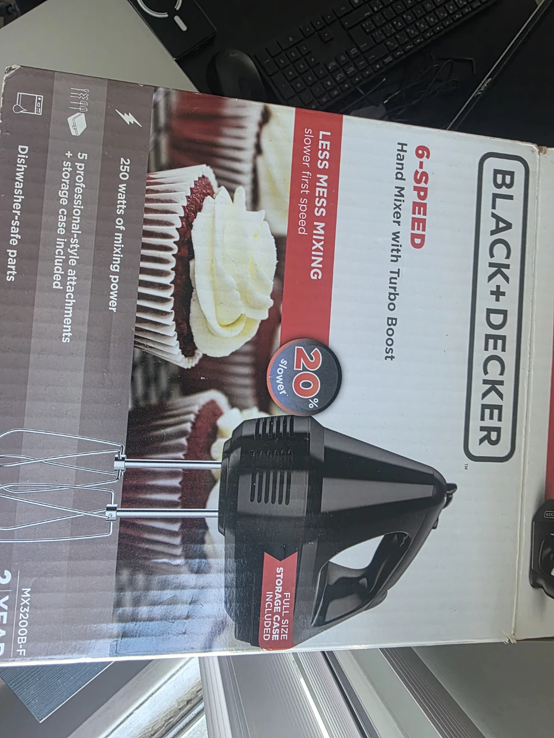 Hand mixer