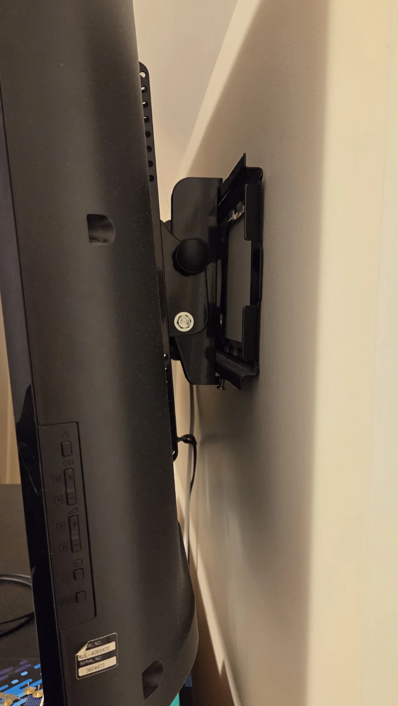 Sony BRAVIA LCD TV with Wall Mount - photo 2