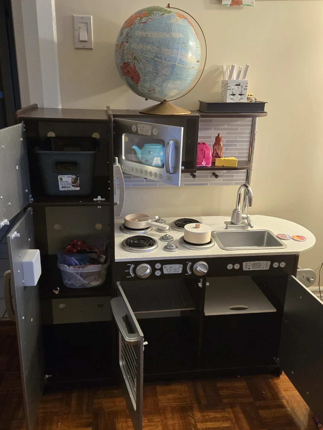 KidKraft Wooden Play Kitchen with Accessories - photo 2