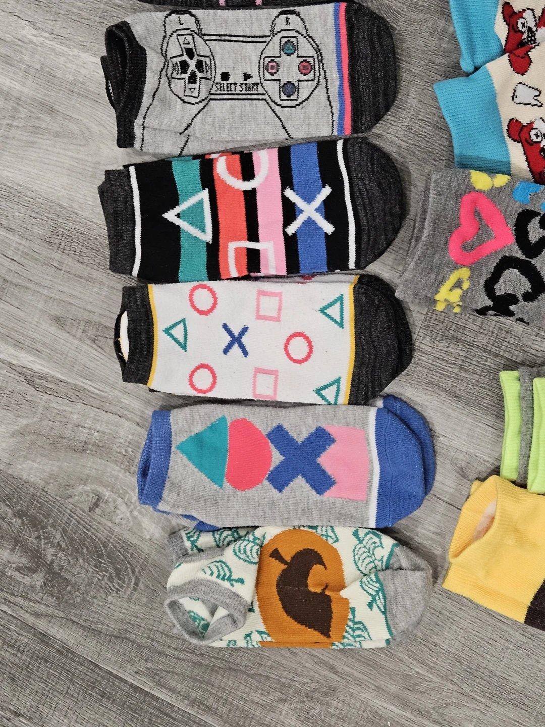 FREE!!! Assorted Socks - 17 Pairs - photo 2