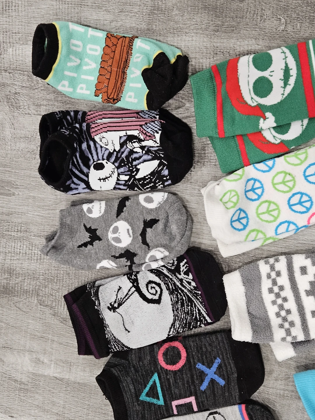 FREE!!! Assorted Socks - 17 Pairs - photo 3