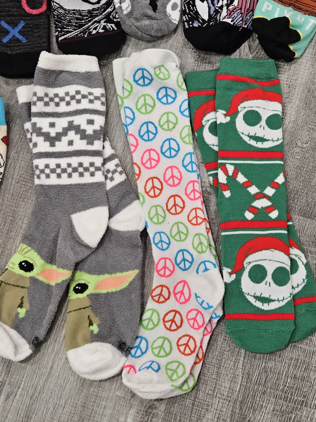 FREE!!! Assorted Socks - 17 Pairs - photo 4