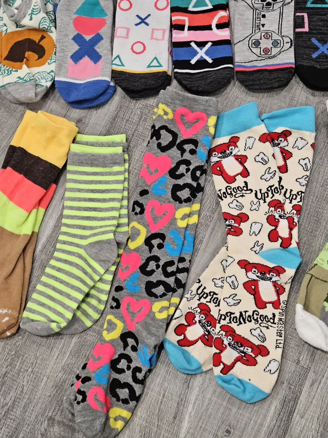 FREE!!! Assorted Socks - 17 Pairs - photo 5