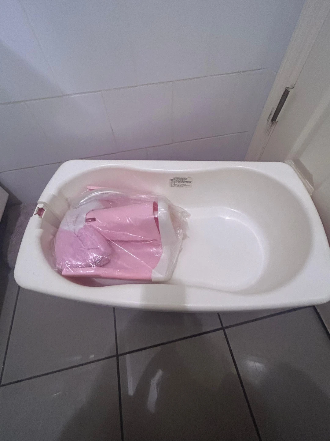 Pink & White Baby Bathtub with Sling