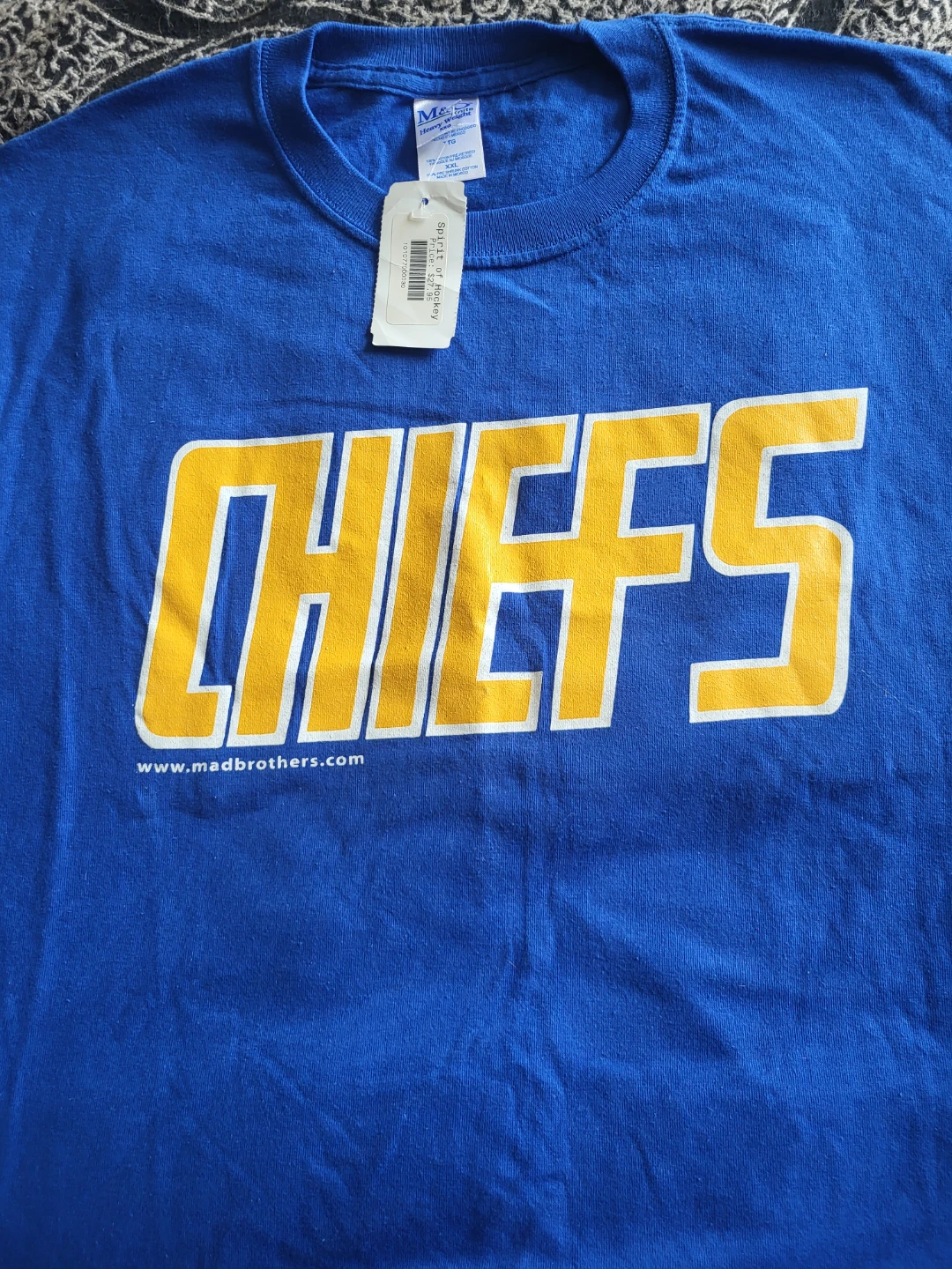 NEW madbros Chiefs Hanson 16 T-Shirt