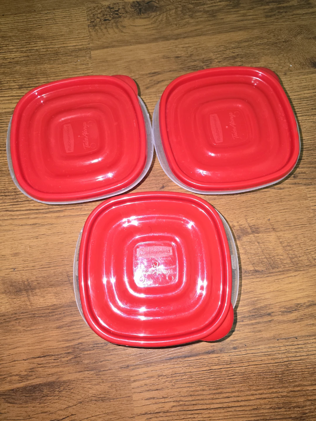 Rubbermaid Food Storage Containers with Red Lids