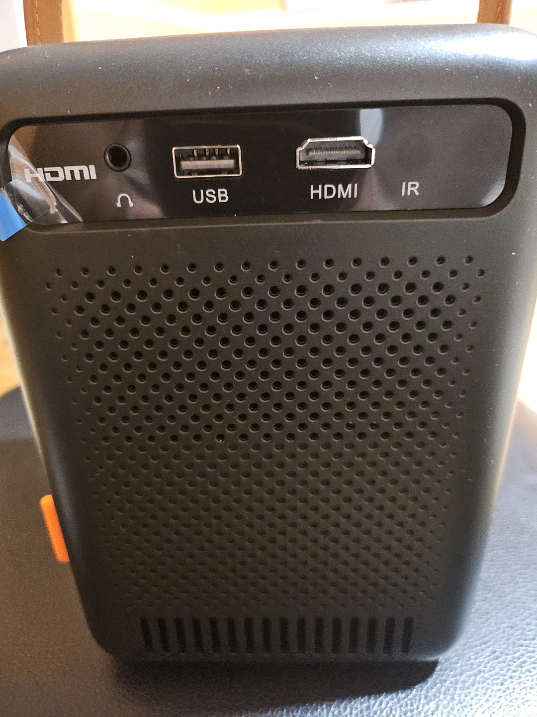 Funflix G1 Multimedia Projector - photo 3