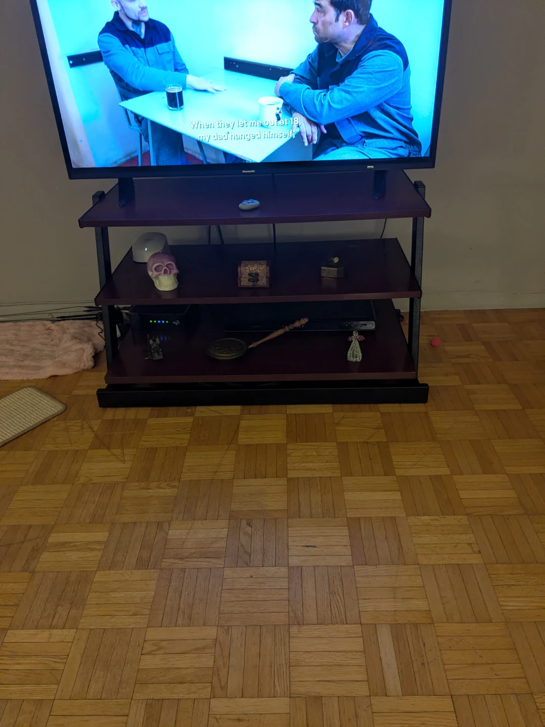 Tv stand
