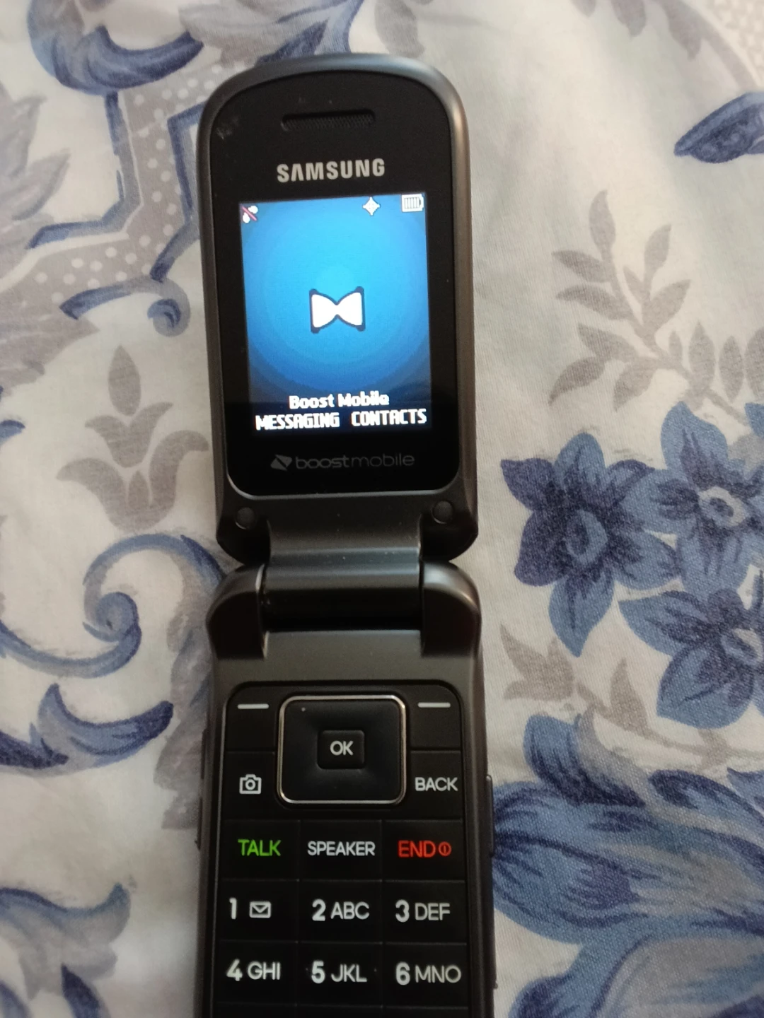 Samsung A406 Flip Phone (Boost Mobile) - photo 3