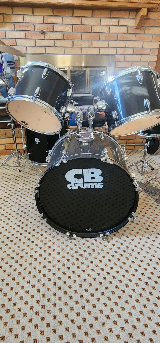 CB Drum Drum Set