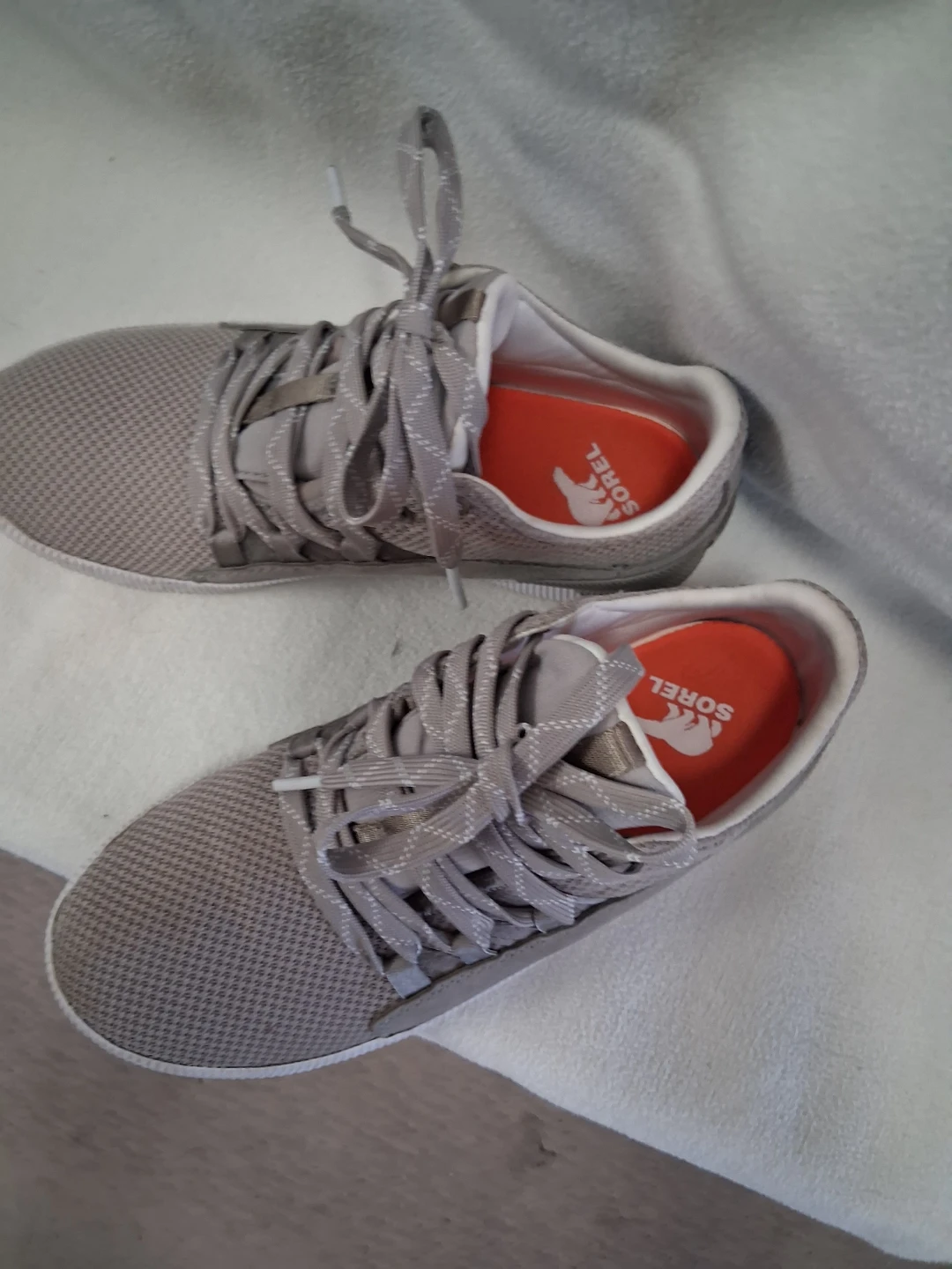 Sorel Women's Waterproof Sneakers Size 6 - photo 2