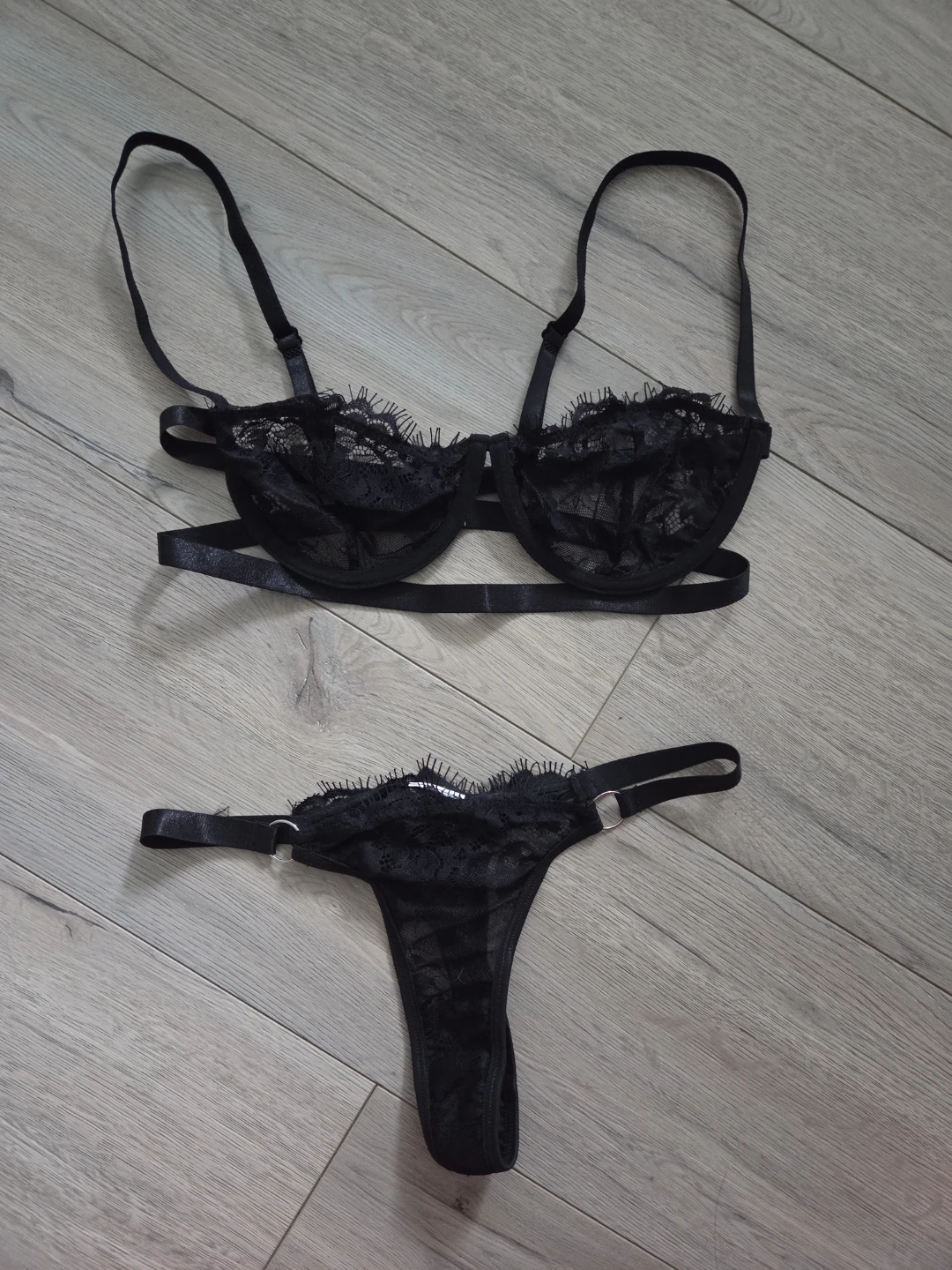 Black Lace Lingerie Set - photo 2