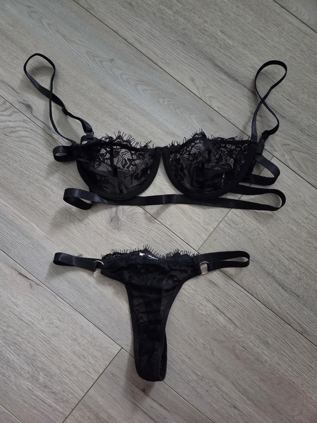 Black Lace Lingerie Set