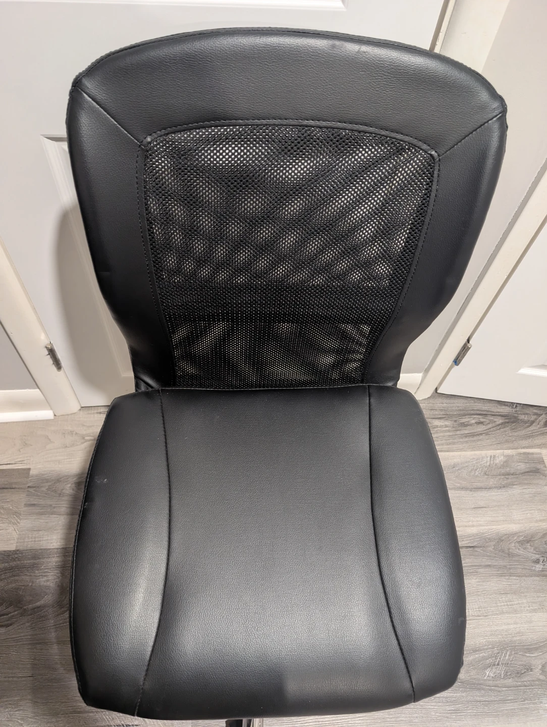 Office Chair - photo 3