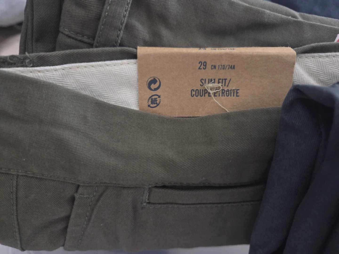 H&M 3 pairs Slim Fit Trousers Size 29 - photo 3