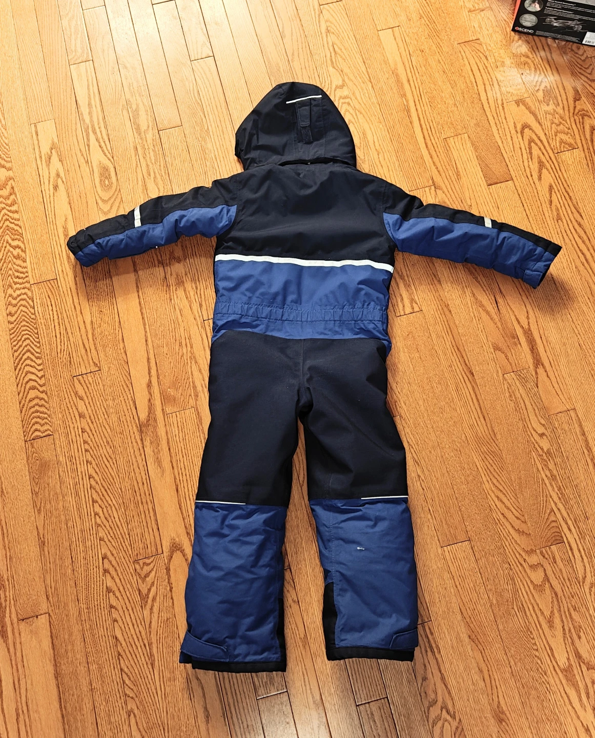 Kids Columbia Snowsuit 1 Piece Great Condition Size XS (6-7) - photo 3