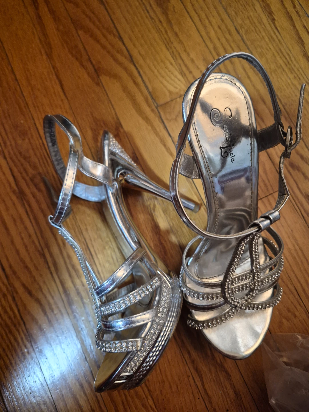 Silver Santa Lucia Heels, Size 39 - photo 2