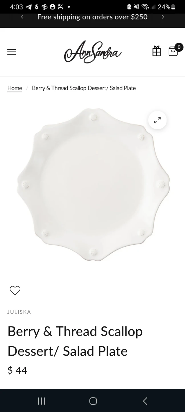 Ann Sandra Berry & Thread Scallop Dessert/ Salad Plates