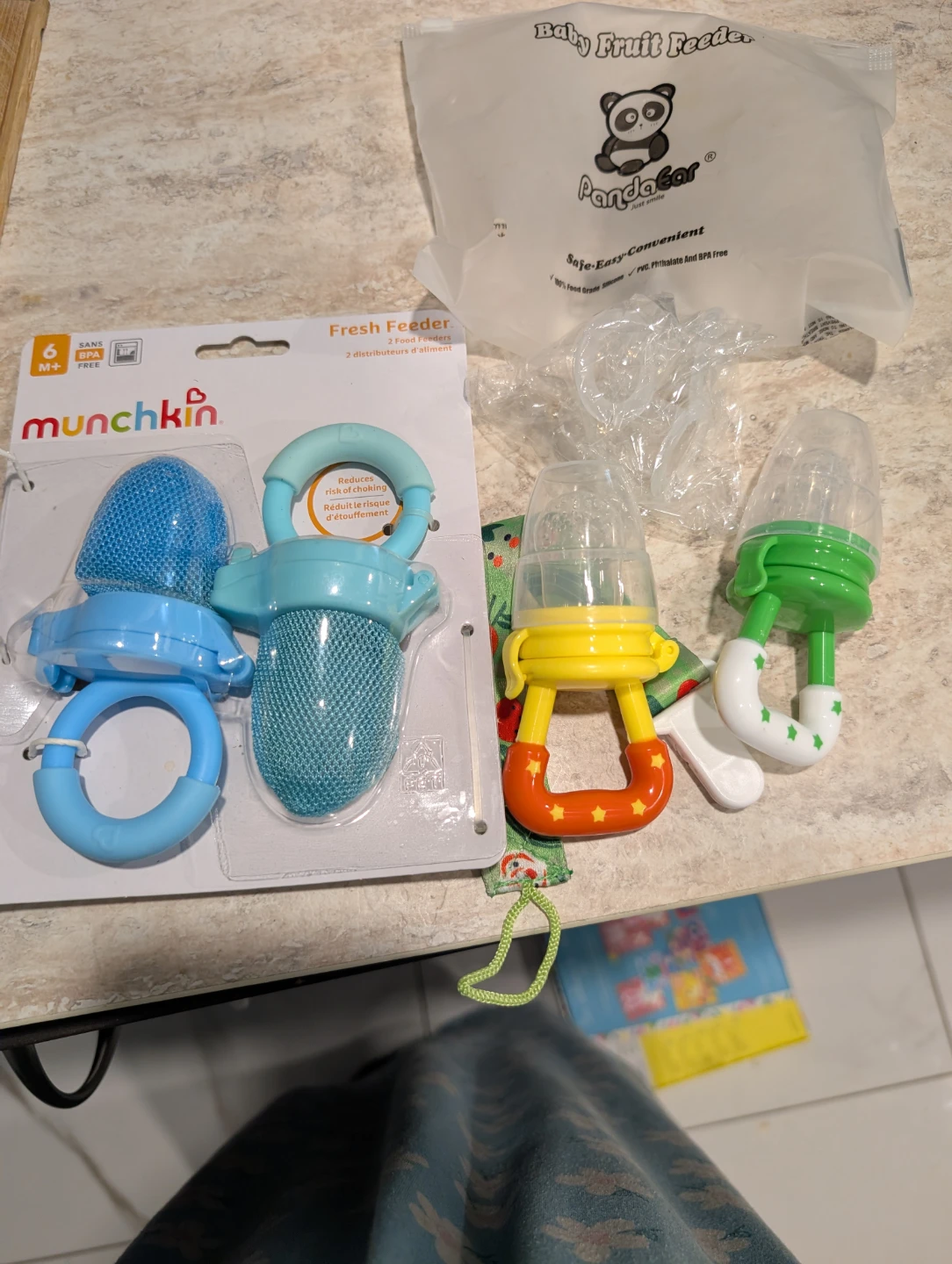 PandaEar & Munchkin Baby Fruit Feeders - photo 2
