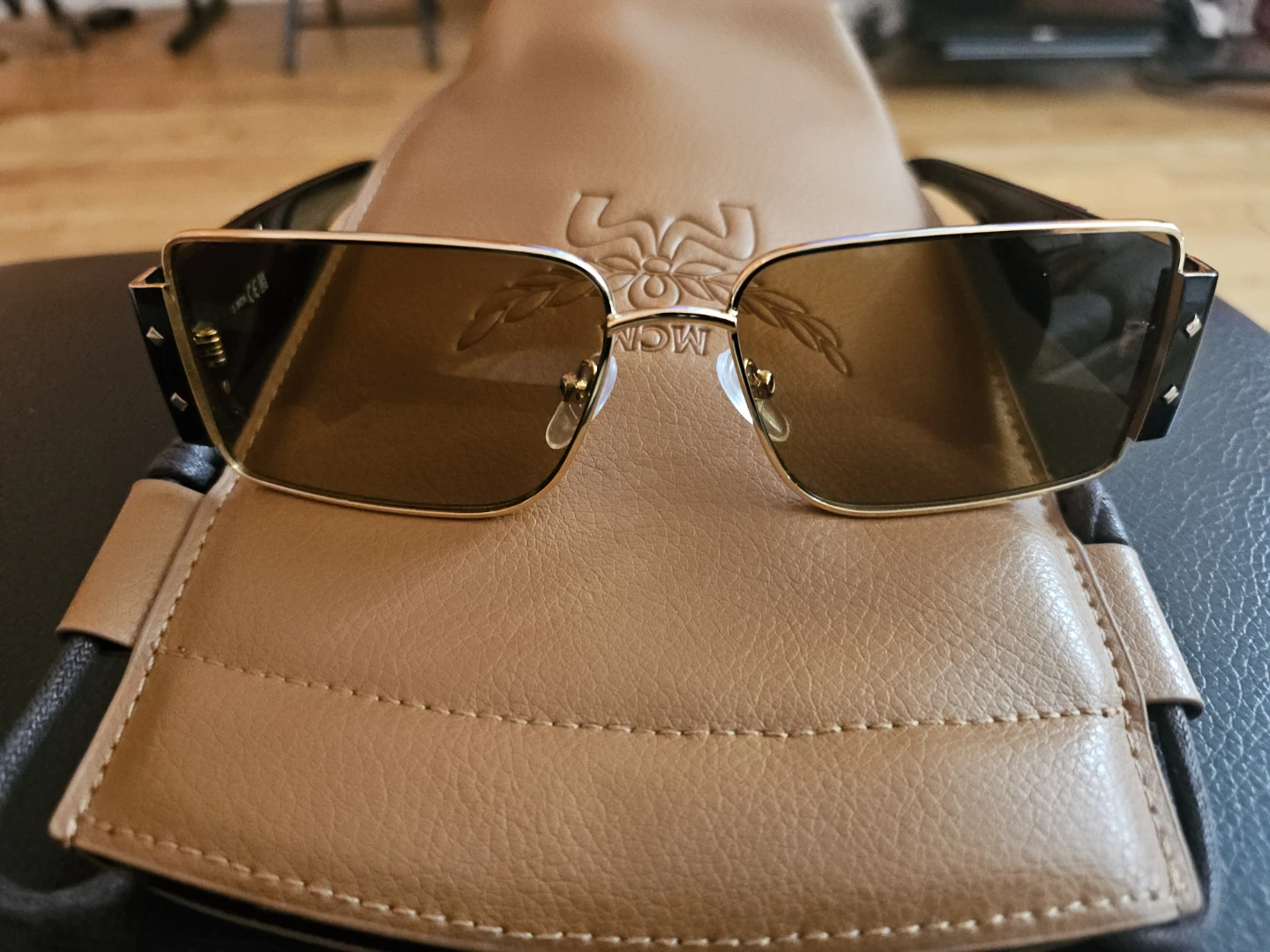 MCM Sunglasses with Case - photo 4