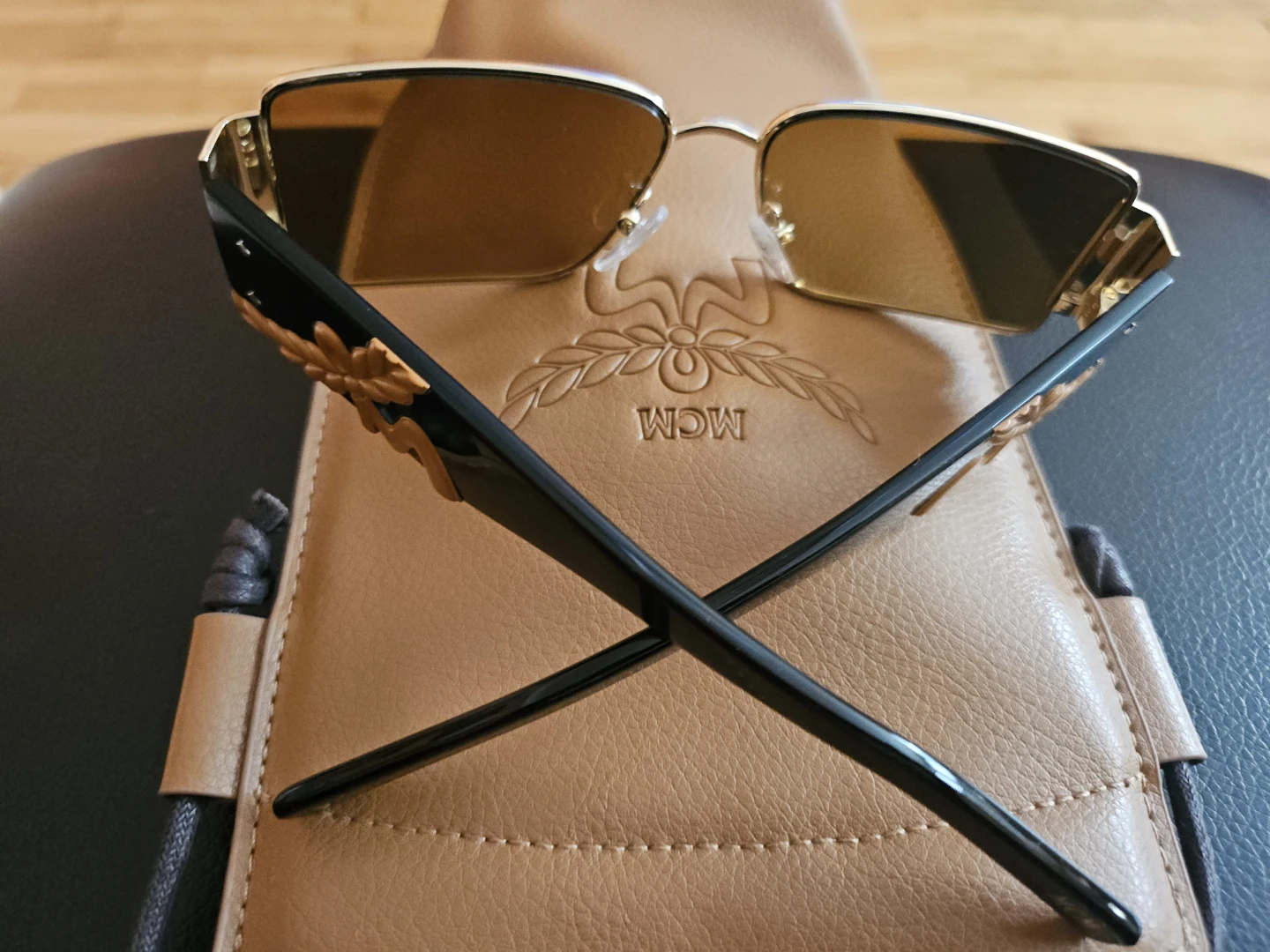 MCM Sunglasses with Case - photo 5