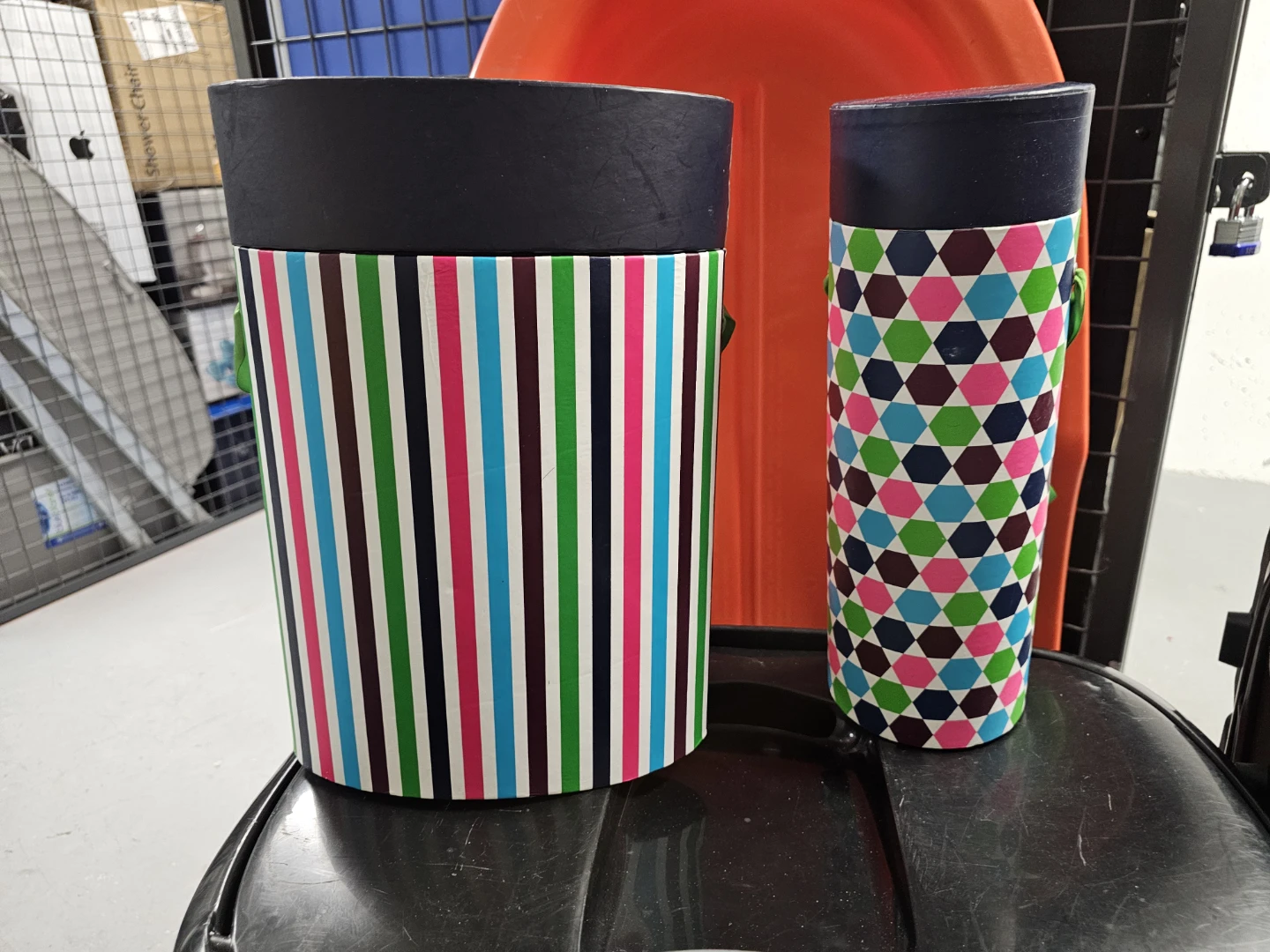 Set of 2 LCBO Decorative Gift Boxes - photo 3