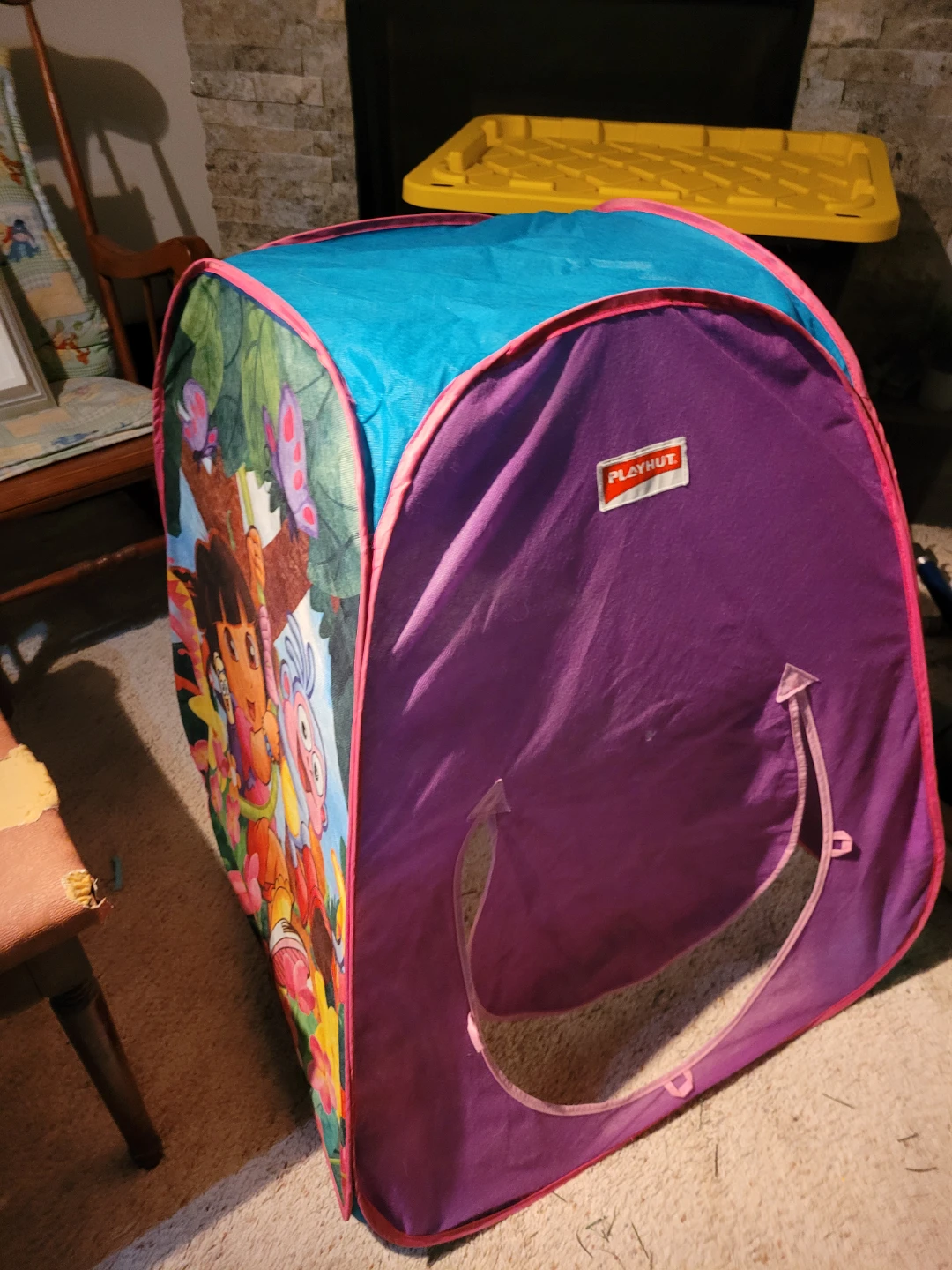 Playhut Dora the Explorer Pop-Up Play Tent