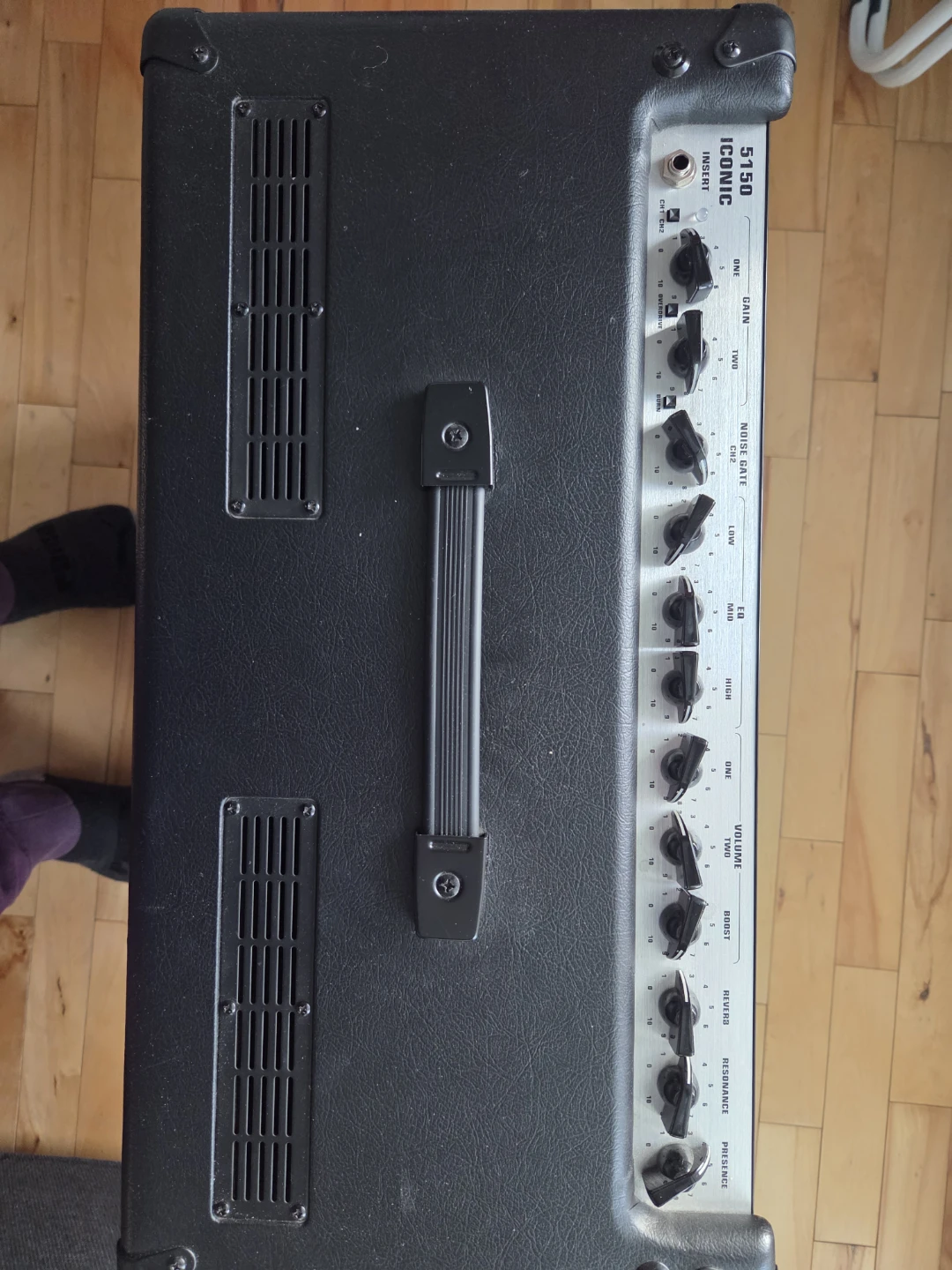 EVH 5150 Iconic Series Guitar Amplifier 1x12 - photo 2