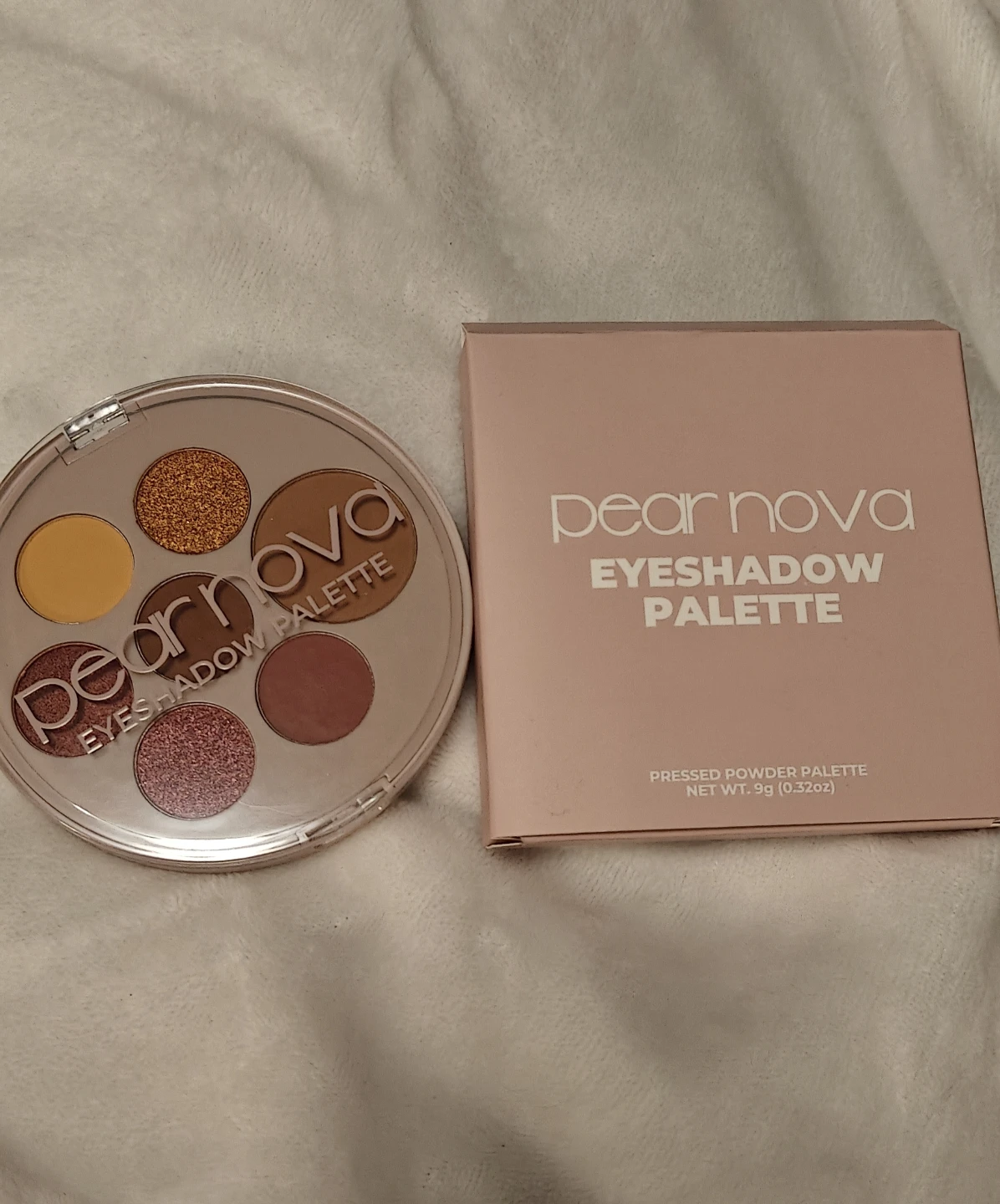 Pear Nova Eyeshadow Palette