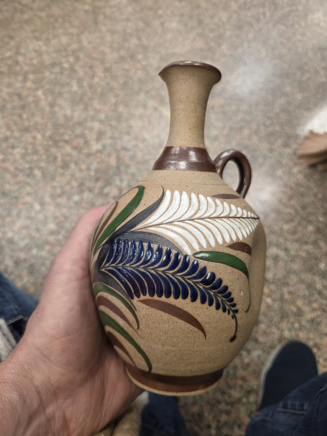 Exceptional Handcrafted Ceramic Vase with Owl Design 🏆 - photo 2