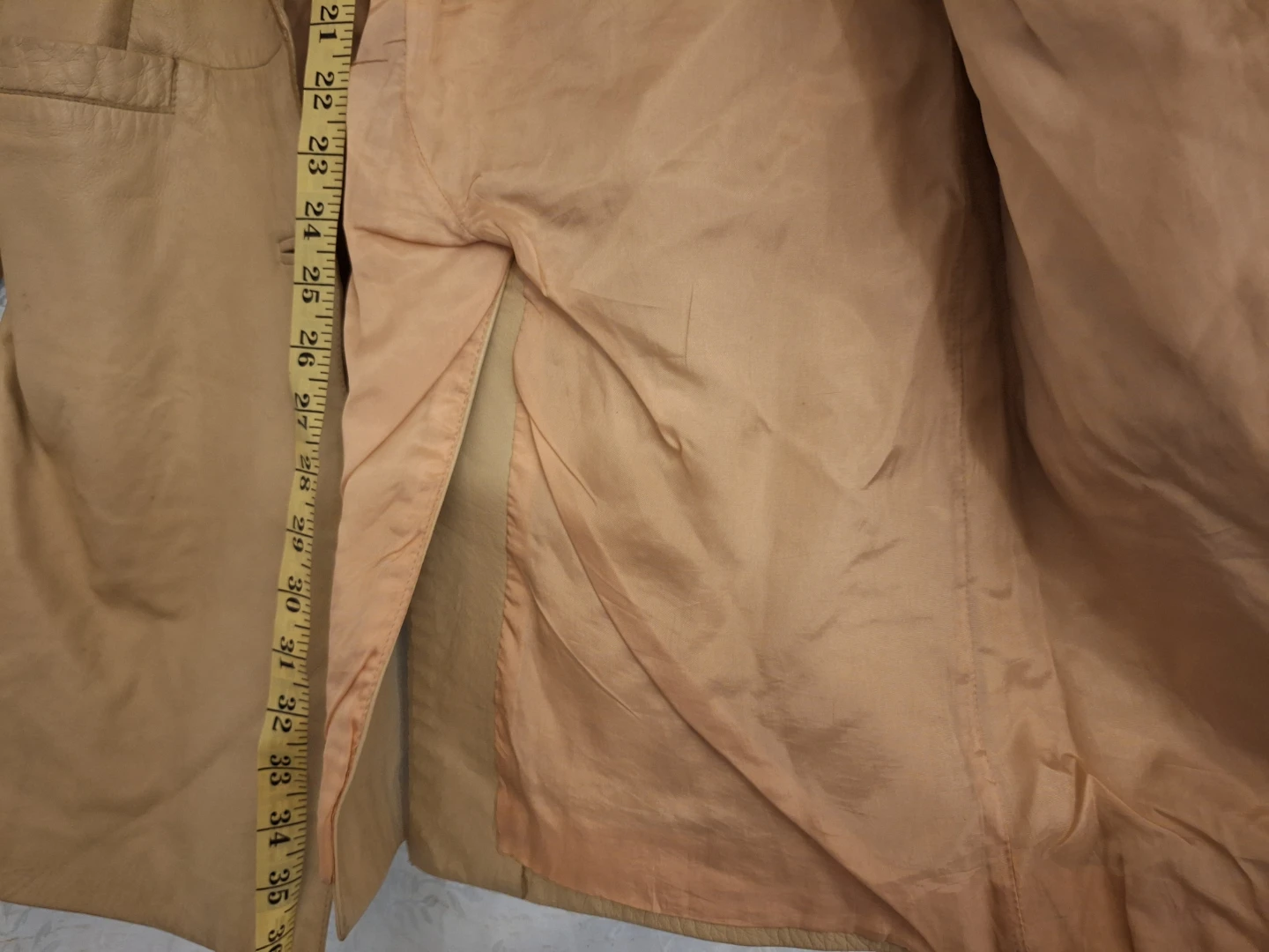 Danier Leather Coat - Size XS/TP - photo 5