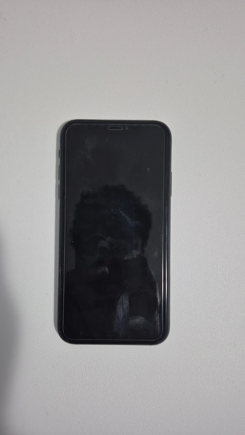 Black Apple iPhone XR 128GB