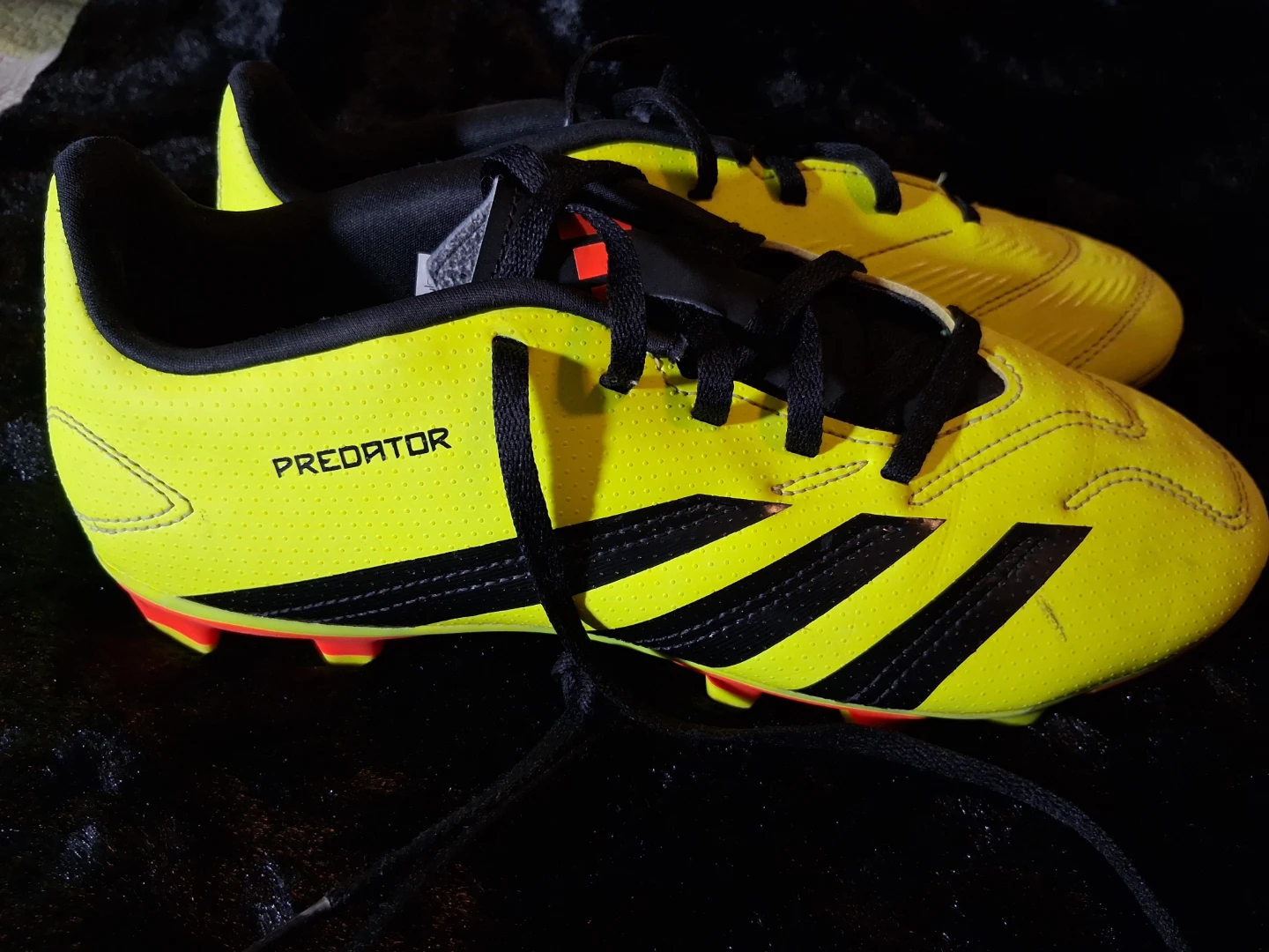 Adidas Predator Soccer Cleats - Yellow/Black Size USA 7