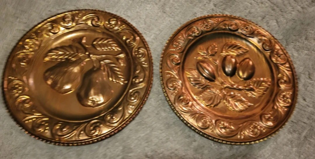 Vintage Copper Wall Plates - Set of 2
