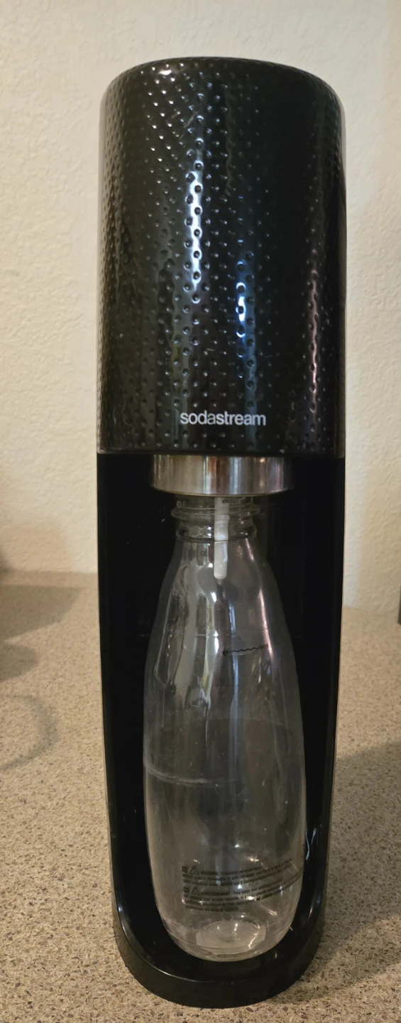 SodaStream  with one bottle  and CO2 canister