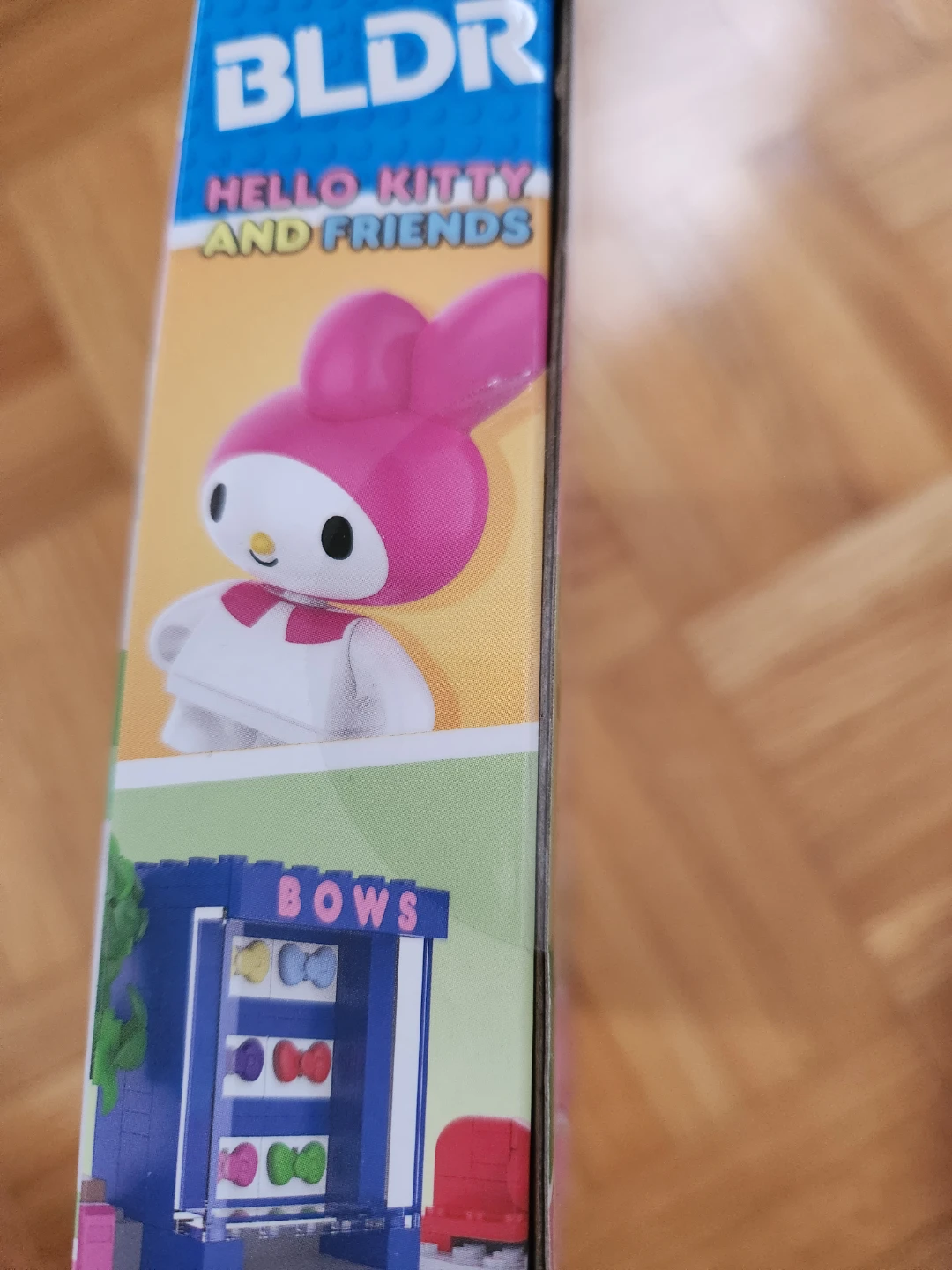 BLDR Hello Kitty My Melody Bow Vending Machine New - photo 3